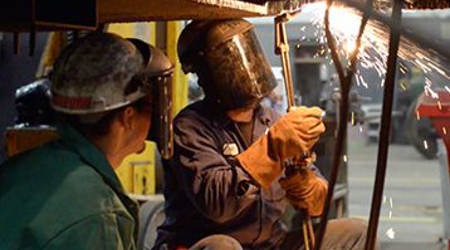 CP contracts with Progress Rail to rebuild locomotives